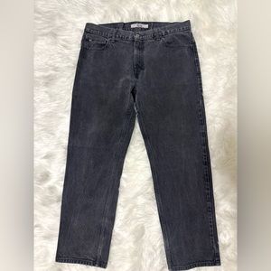 TOMMY HILFIGER SIZE 34/30 WOMEN’S BOYFRIEND JEANS ⭐️
